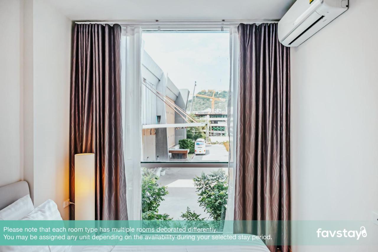 Favstay - The Base Downtown Phuket Buitenkant foto