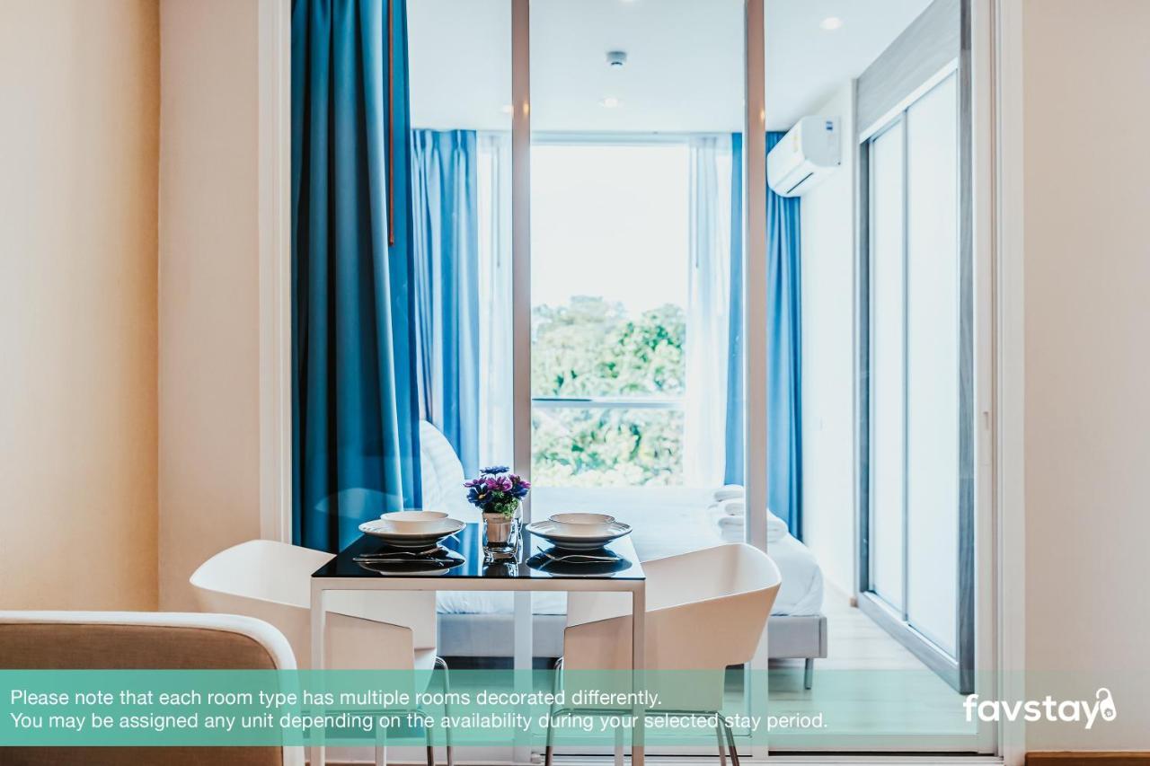 Favstay - The Base Downtown Phuket Buitenkant foto