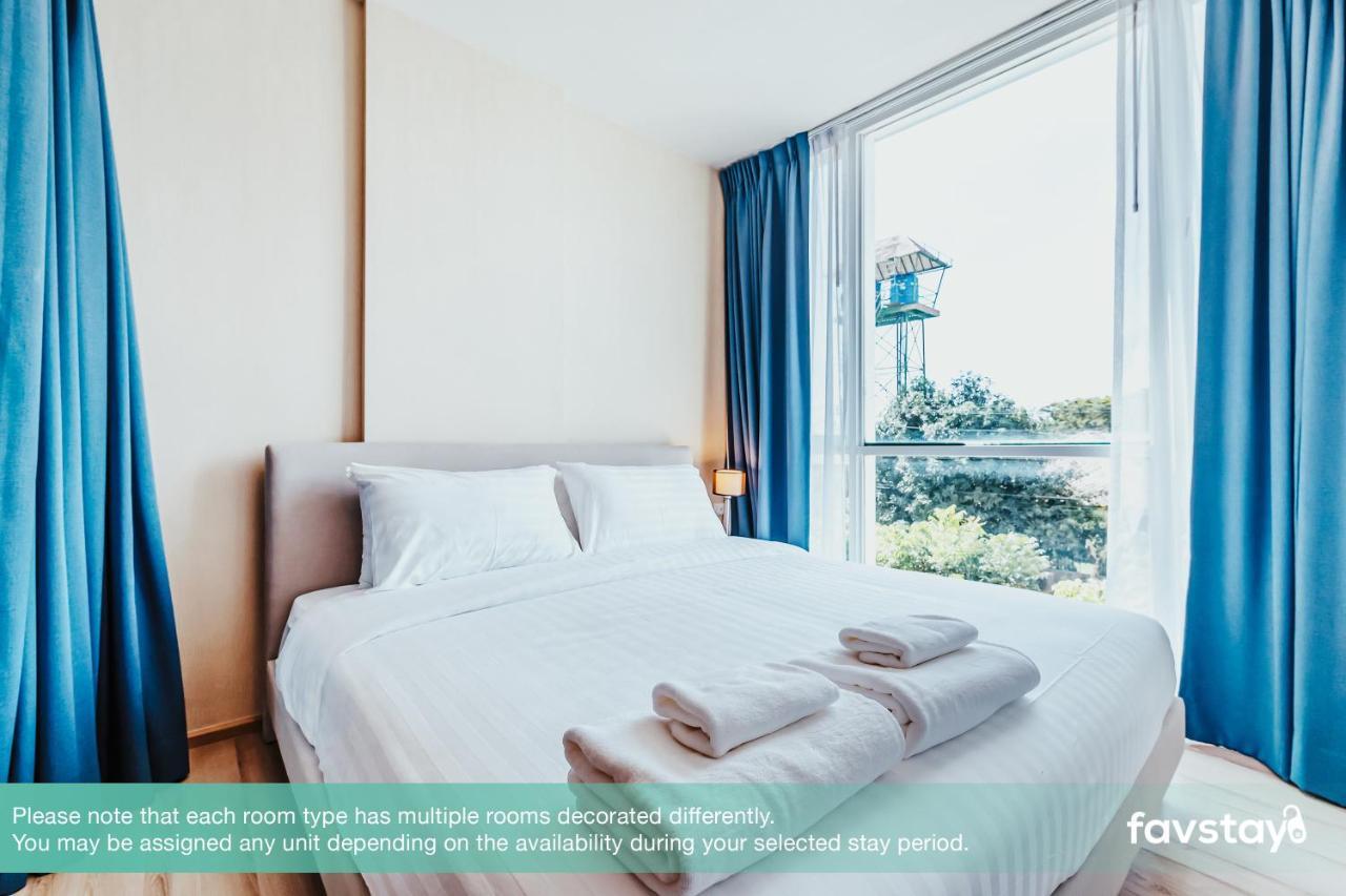 Favstay - The Base Downtown Phuket Buitenkant foto