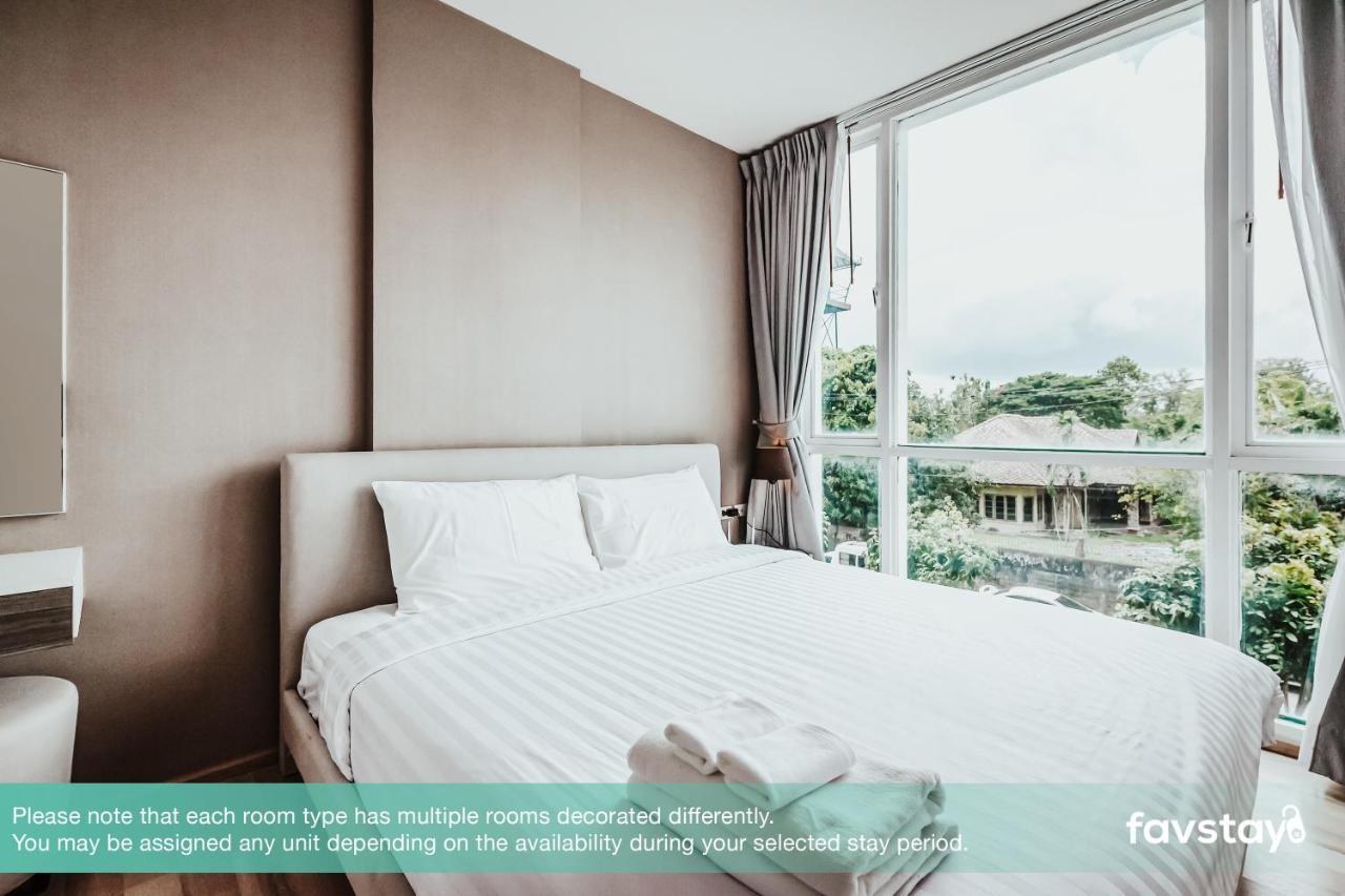 Favstay - The Base Downtown Phuket Buitenkant foto
