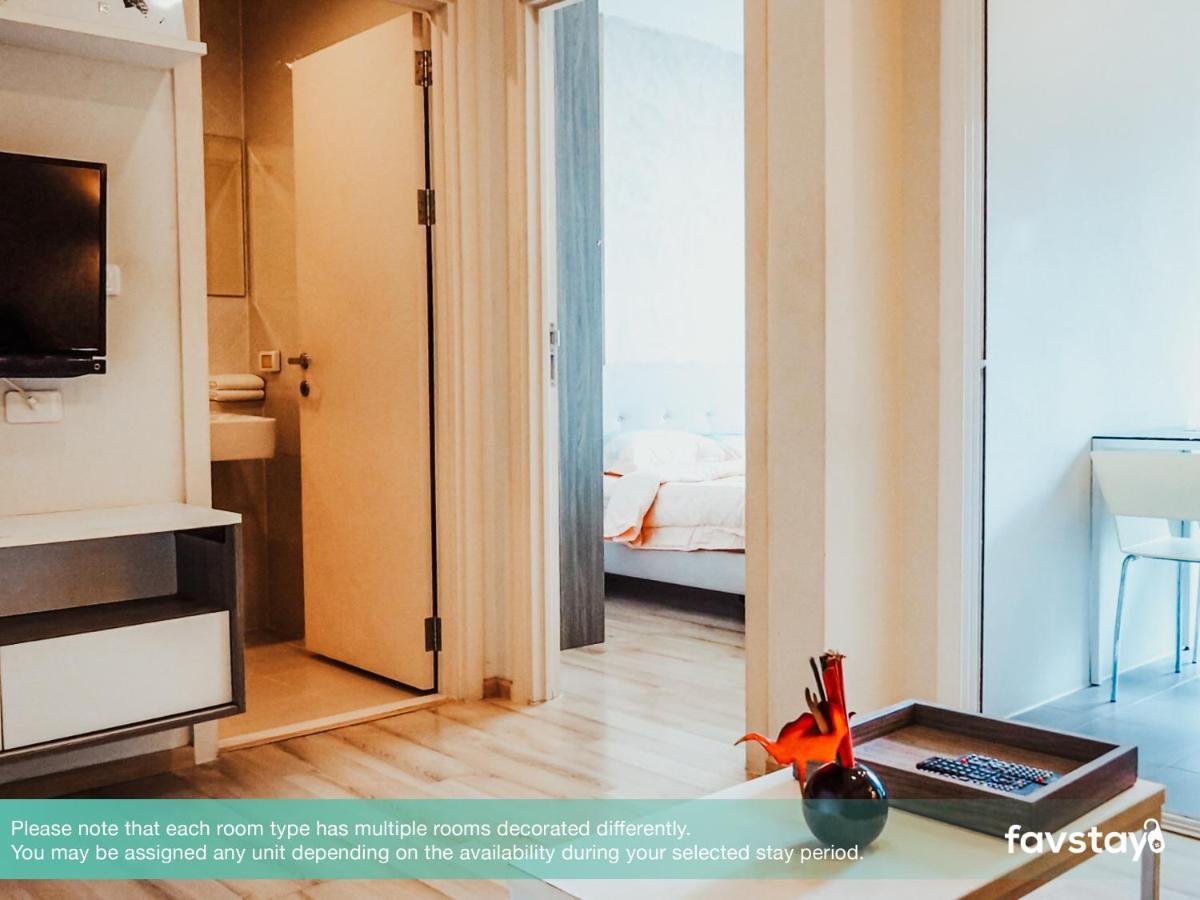 Favstay - The Base Downtown Phuket Buitenkant foto